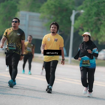 Runner Photo 6448726