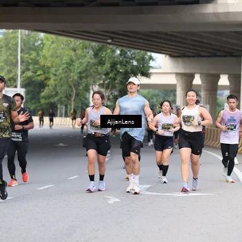 Runner Photo 6448728