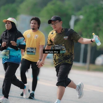 Runner Photo 6448736
