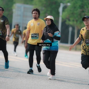 Runner Photo 6448737