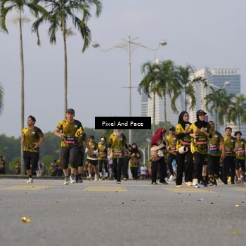 Runner Photo 6448741