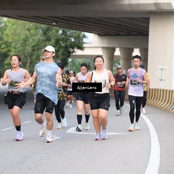 Runner Photo 6448745