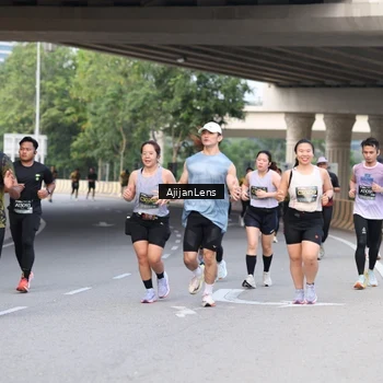 Runner Photo 6448752