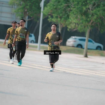 Runner Photo 6448753