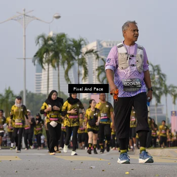Runner Photo 6448777