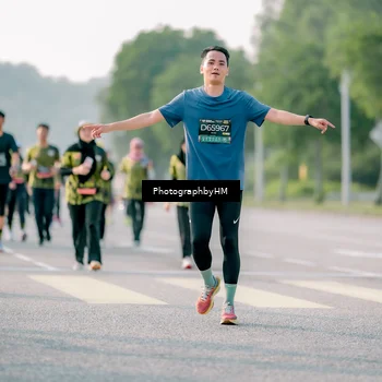 Runner Photo 6448780