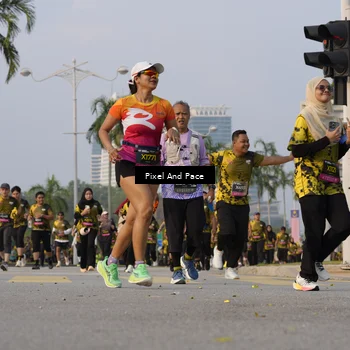 Runner Photo 6448789