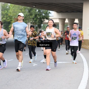 Runner Photo 6448790