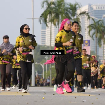 Runner Photo 6448811