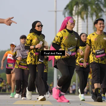 Runner Photo 6448821