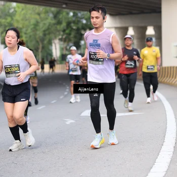 Runner Photo 6448857