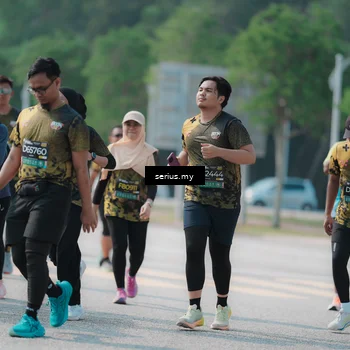 Runner Photo 6448863