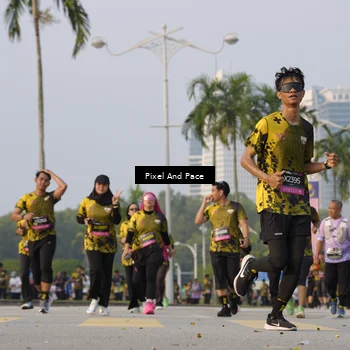 Runner Photo 6448877