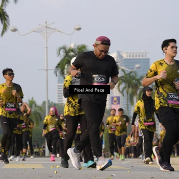 Runner Photo 6448884