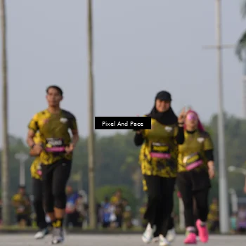 Runner Photo 6448895
