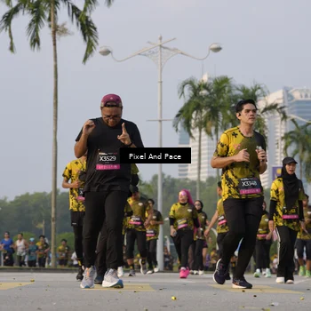 Runner Photo 6448901