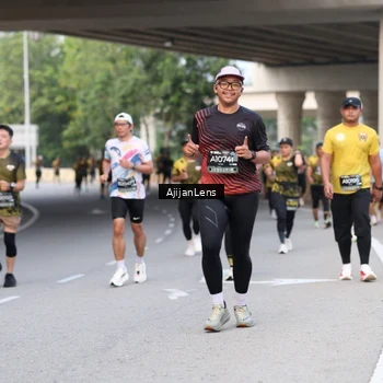 Runner Photo 6448905