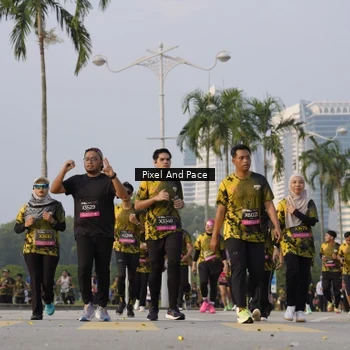 Runner Photo 6448919