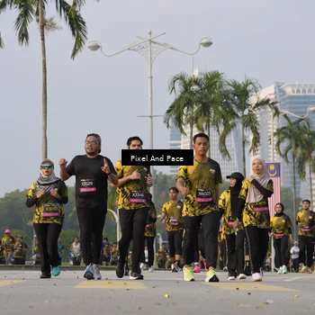 Runner Photo 6448936