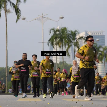 Runner Photo 6448940