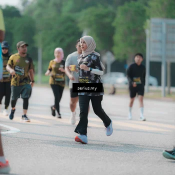 Runner Photo 6448946