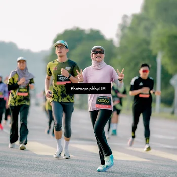 Runner Photo 6448947