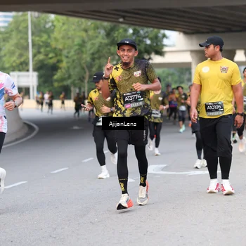 Runner Photo 6448963