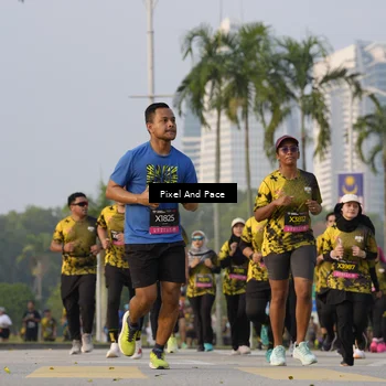 Runner Photo 6449001