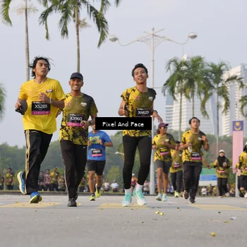 Runner Photo 6449011