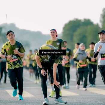 Runner Photo 6449012