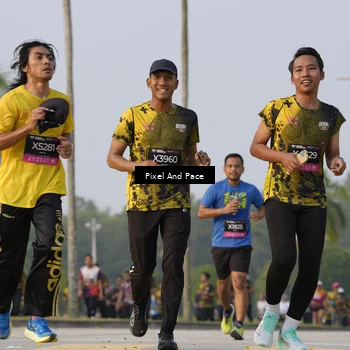 Runner Photo 6449017
