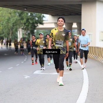Runner Photo 6449023