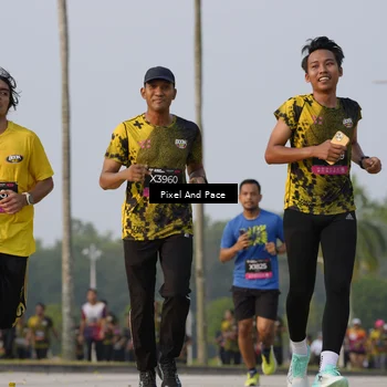 Runner Photo 6449024
