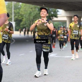 Runner Photo 6449030