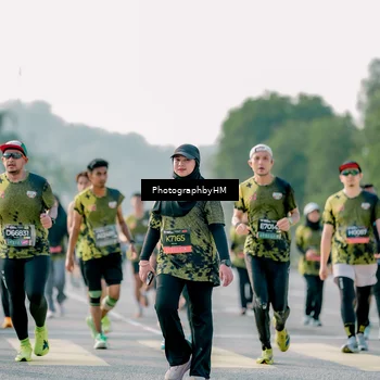 Runner Photo 6449062