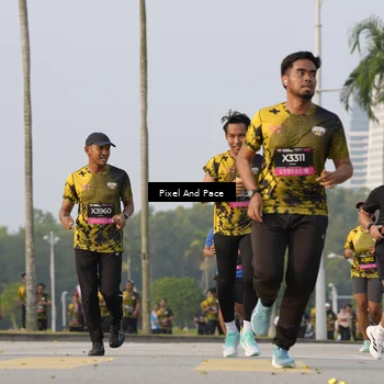 Runner Photo 6449063