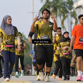 Runner Photo 6449070