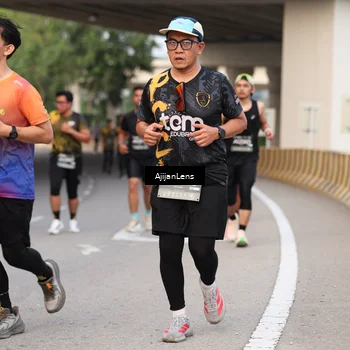 Runner Photo 6449110