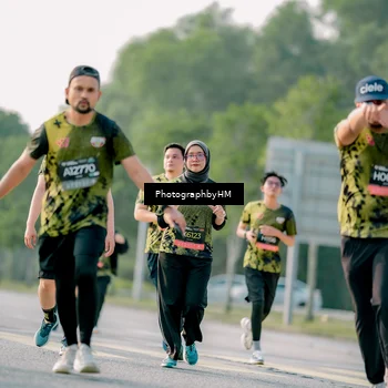 Runner Photo 6449111