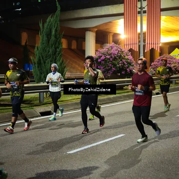 Runner Photo 6449112