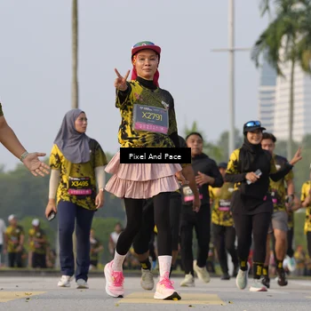 Runner Photo 6449123