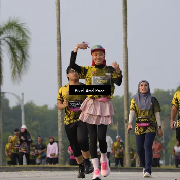 Runner Photo 6449140