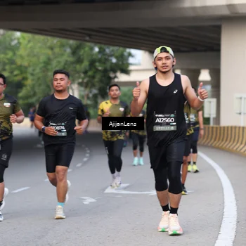 Runner Photo 6449144