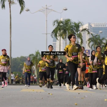 Runner Photo 6449151