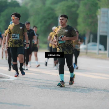 Runner Photo 6449210