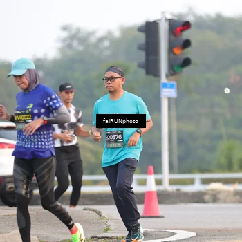 Runner Photo 6449235