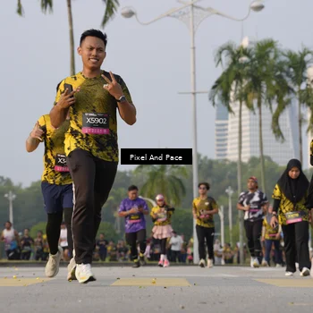 Runner Photo 6449237