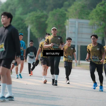 Runner Photo 6449285