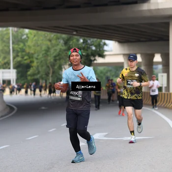 Runner Photo 6449301