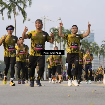 Runner Photo 6449332